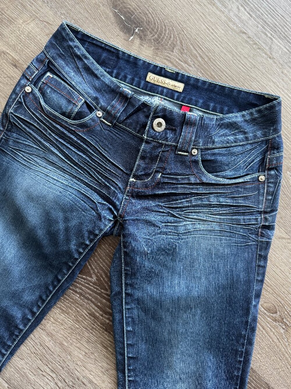 Vtg Y2K Guess Daredevil low rise stretch denim distressed dark wash jeans / 25